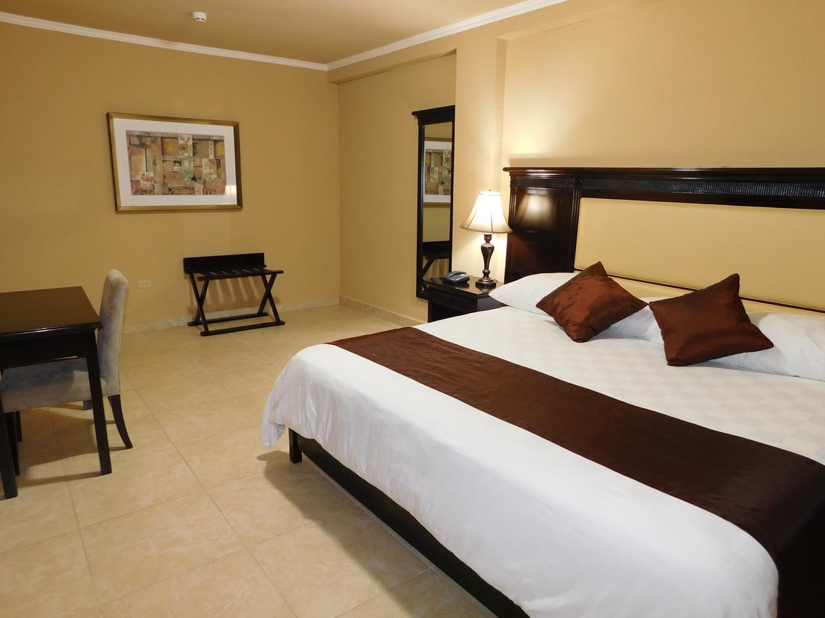 Hotel Gran Via Panama David Exterior photo