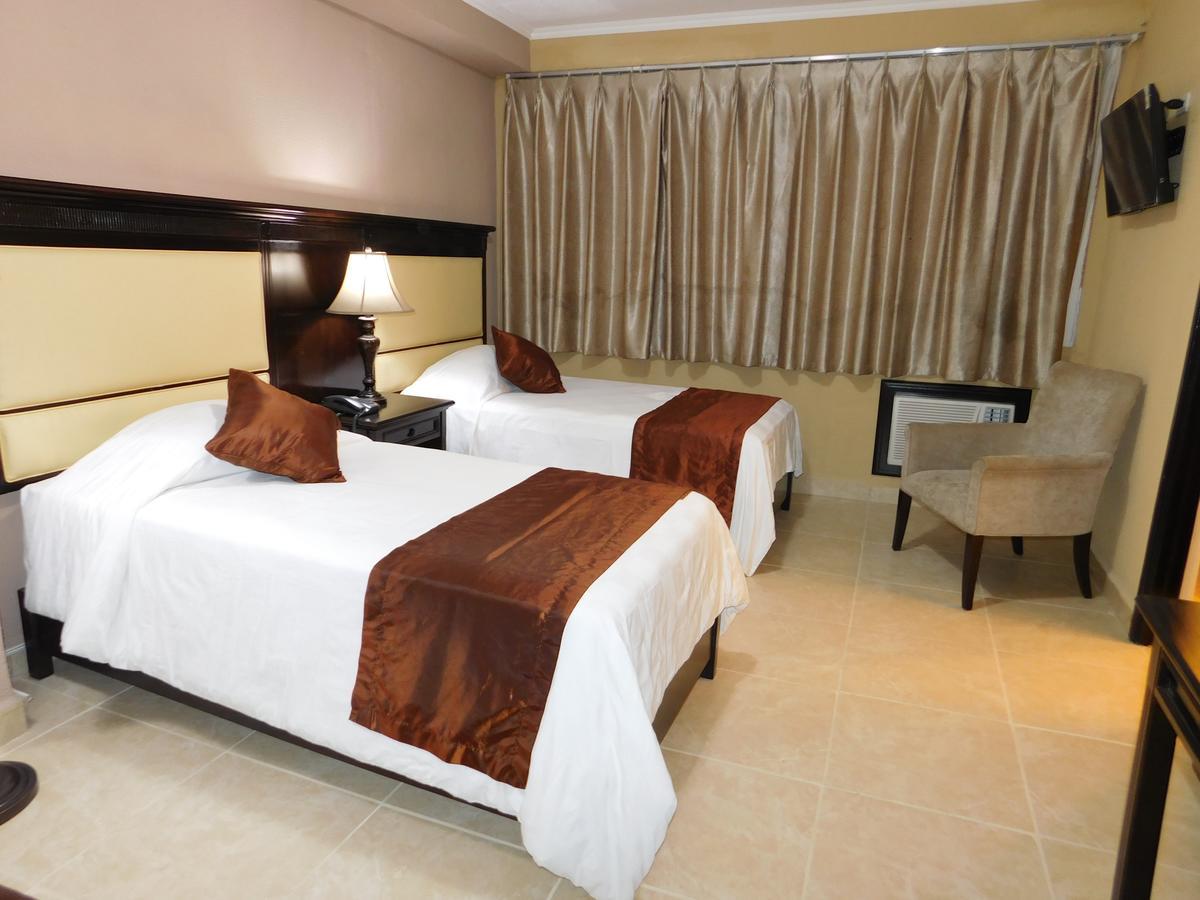Hotel Gran Via Panama David Exterior photo