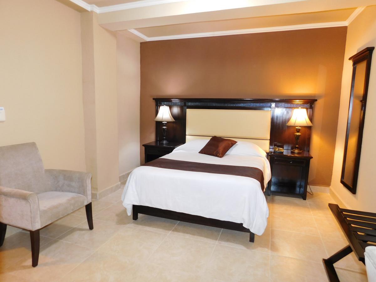 Hotel Gran Via Panama David Exterior photo